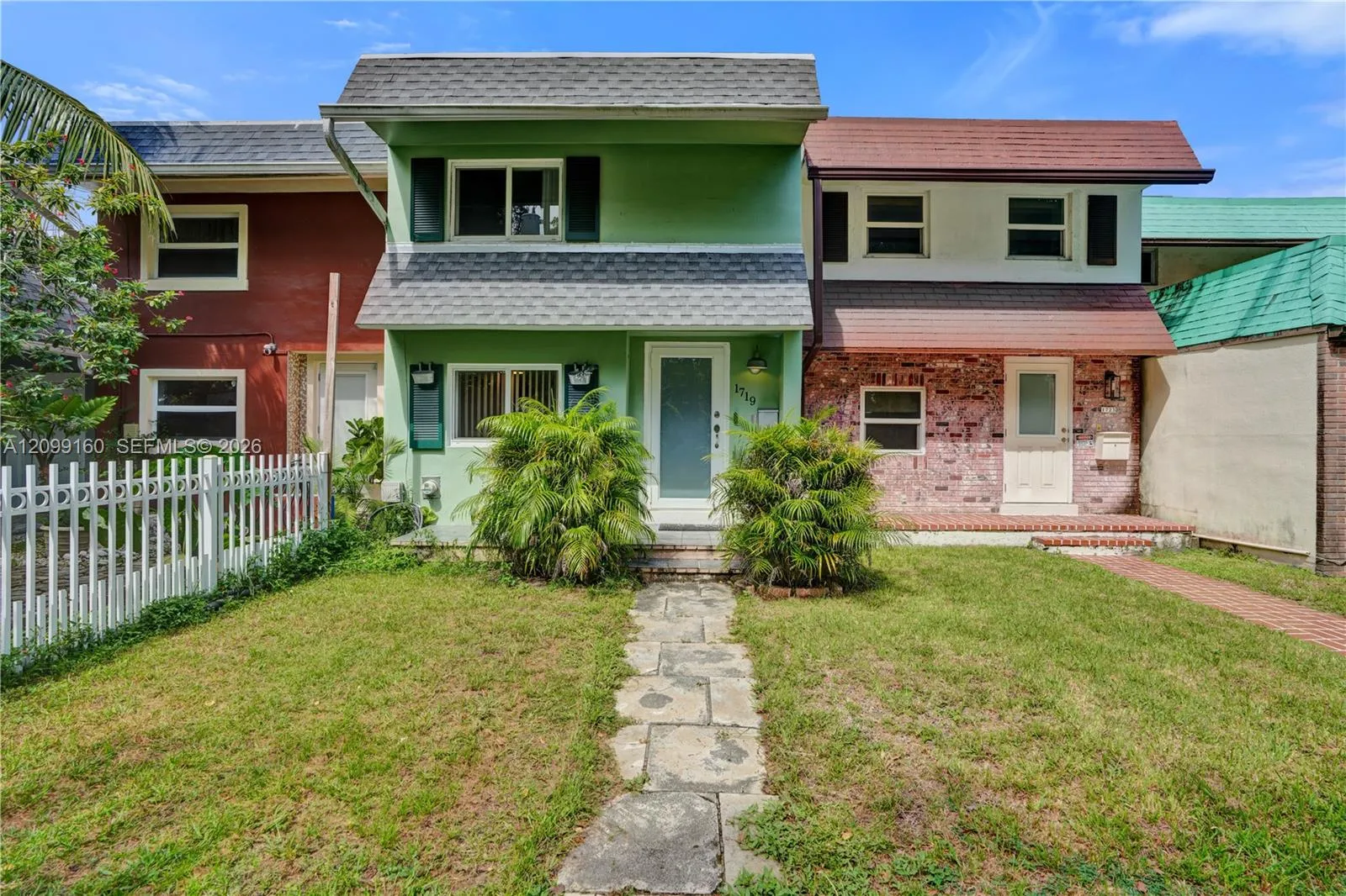 View details of listing 1719 NE 142nd Street, North Miami, FL 33181 North Miami with MLS#