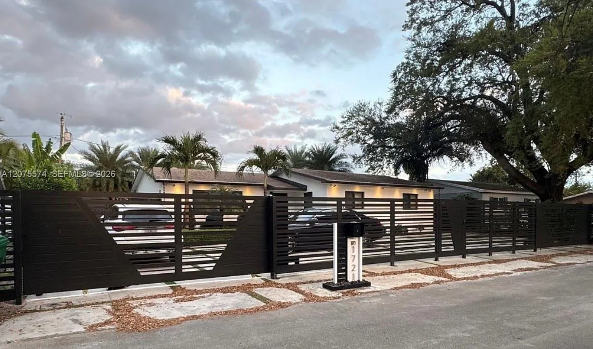 Listing  1721 SW 96th Avenue, Miramar, FL 33025, Miramar, FL 33025