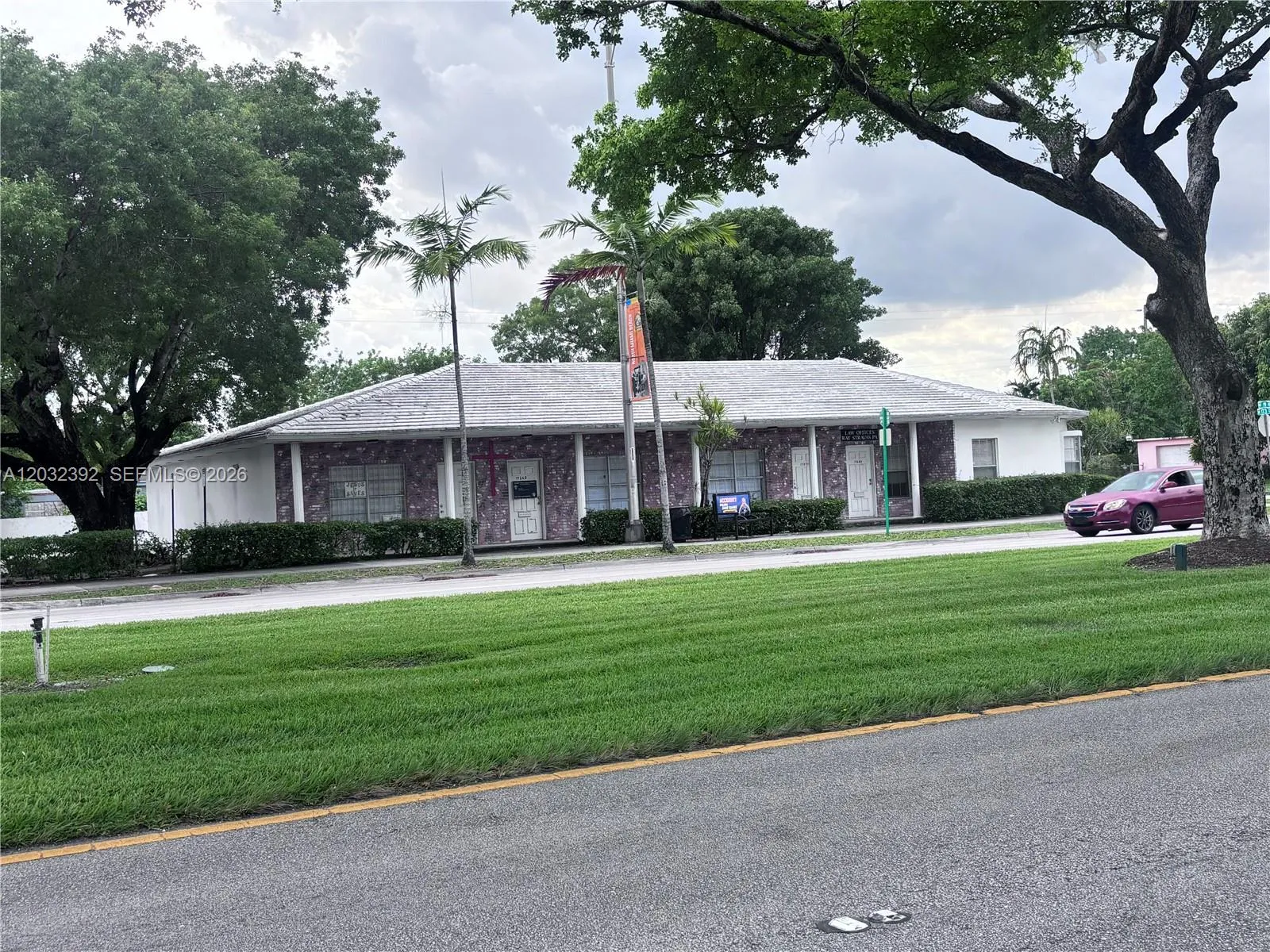 Listing  17280 NE 19th Avenue, North Miami Beach, FL 33162, North Miami Beach, FL 33162