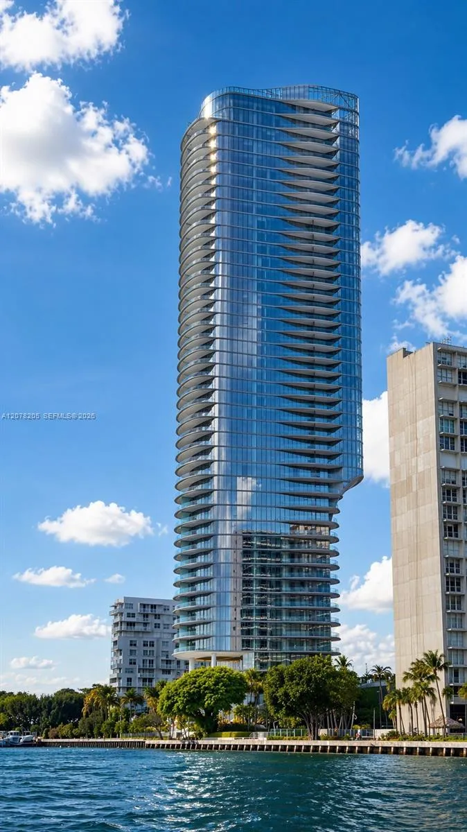 Listing  175 SE 25th Road 504, Miami, FL 33131, Miami, FL 33131