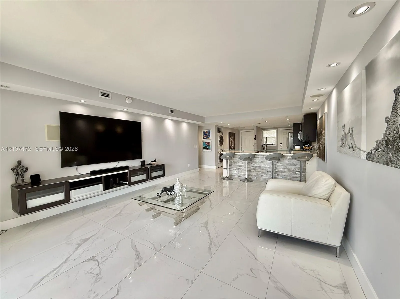 Listing  1770 NE 191st Street 717-1, Miami, FL 33179, Miami, FL 33179