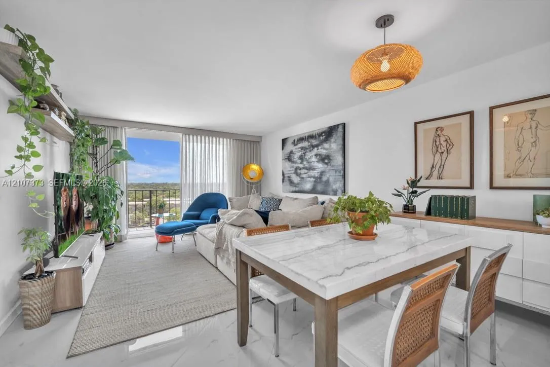 View details of listing 1800 N Andrews Avenue 9K, Fort Lauderdale, FL 33311 Fort Lauderdale with MLS#
