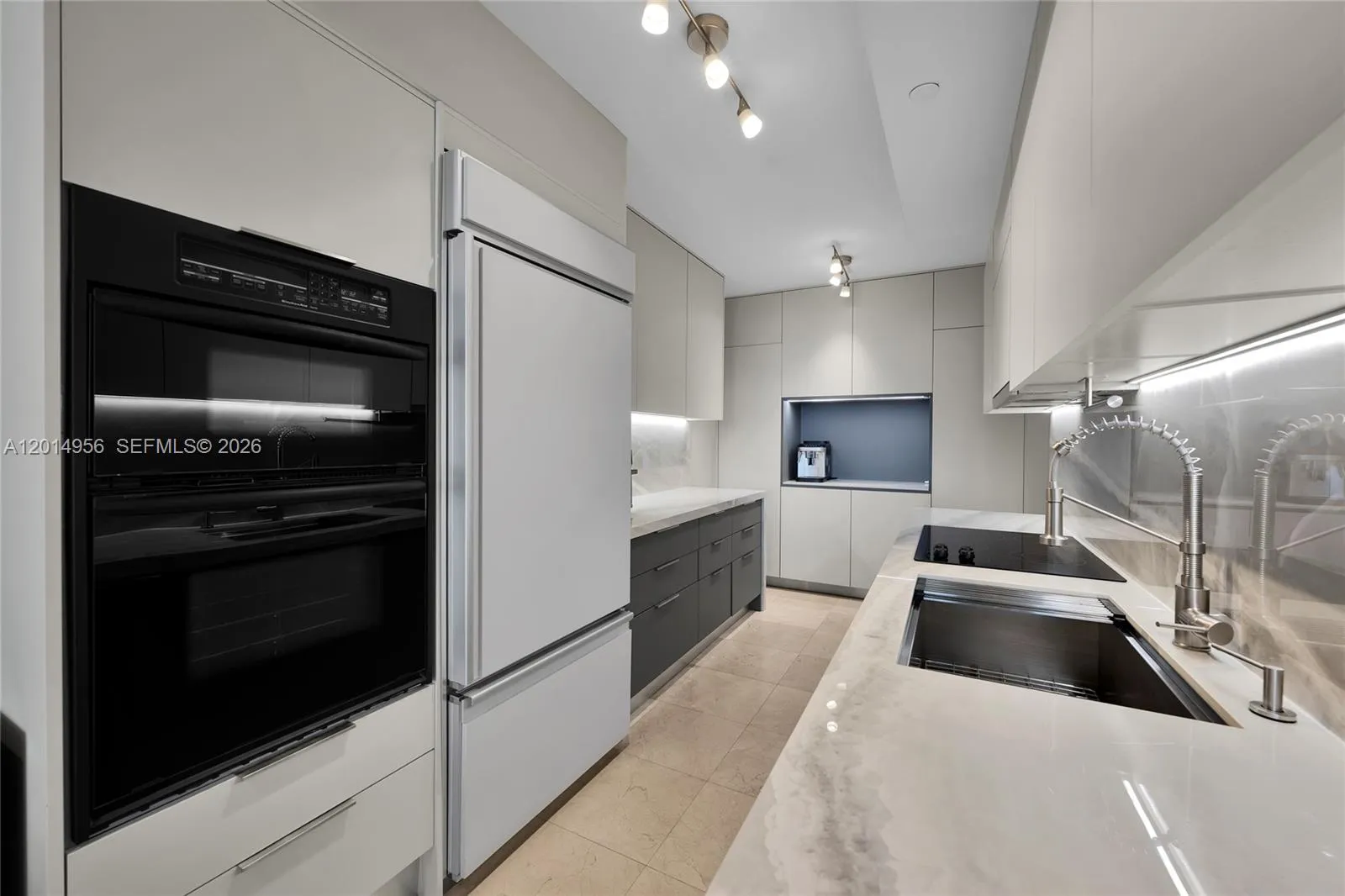 Listing  1800 S Ocean Drive 2007, Hallandale Beach, FL 33009, Hallandale Beach, FL 33009