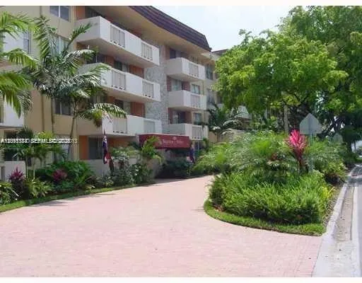 View details of listing 1800 Sans Souci Boulevard 428, North Miami, FL 33181 North Miami with MLS#