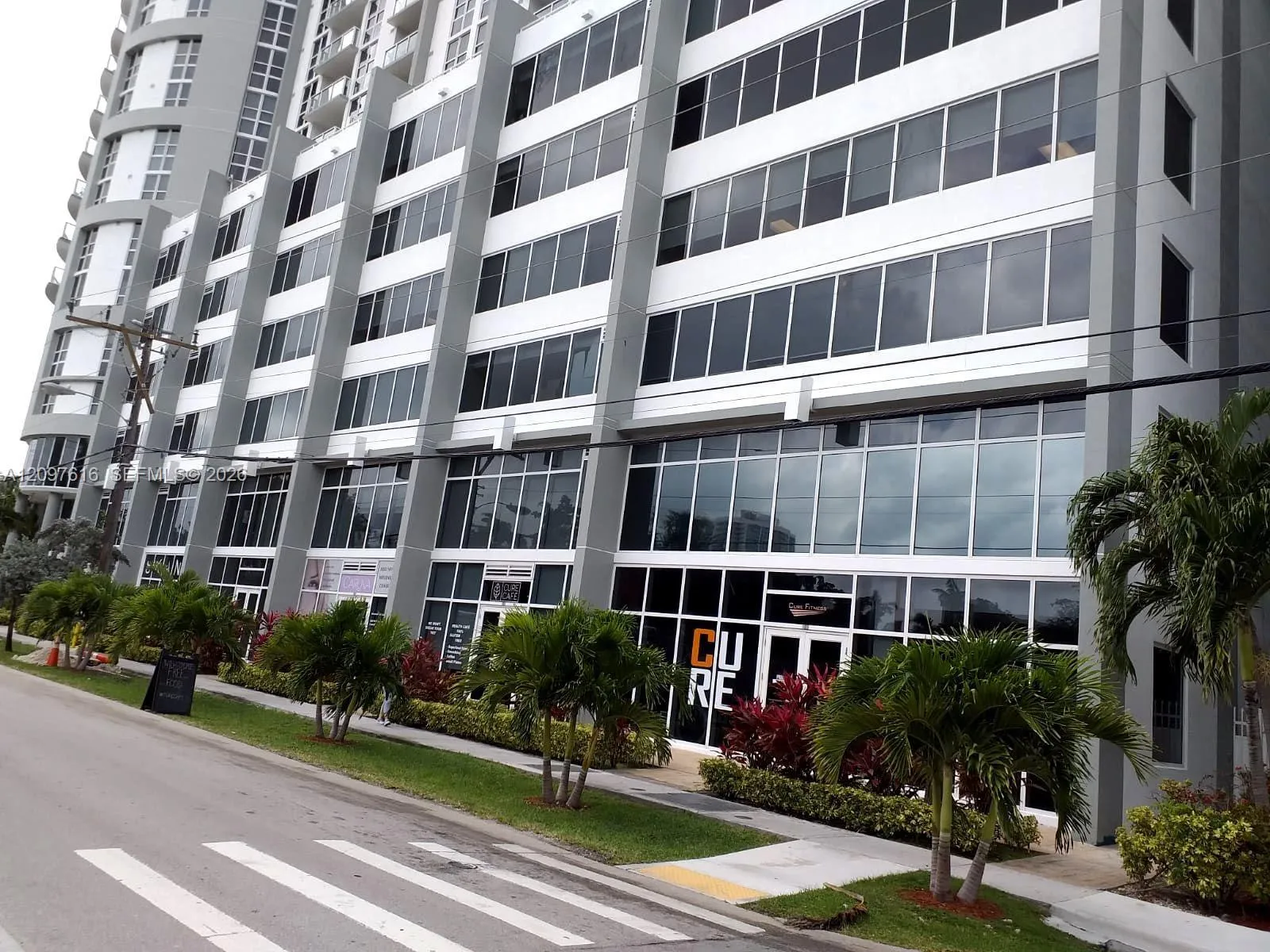 View details of listing 1800 SW 1st Avenue 407, Miami, FL 33129 Miami with MLS# 