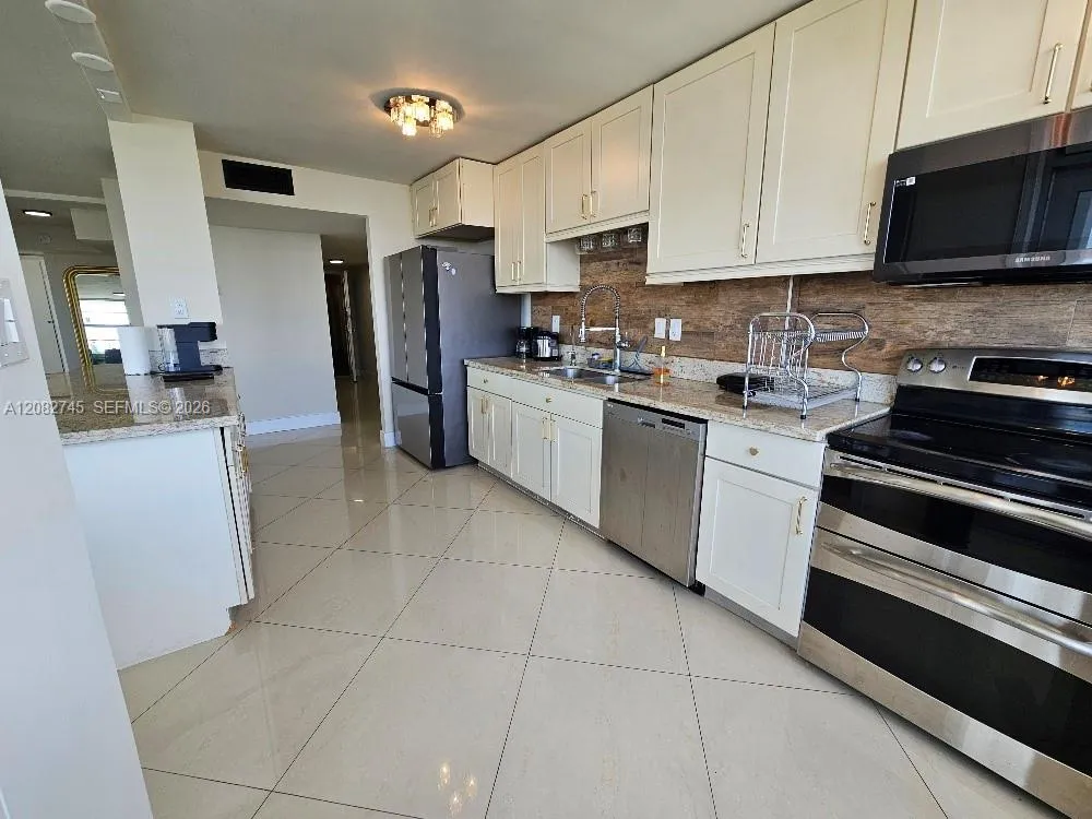 Listing  18041 Biscayne Boulevard 1805, Aventura, FL 33160, Aventura, FL 33160