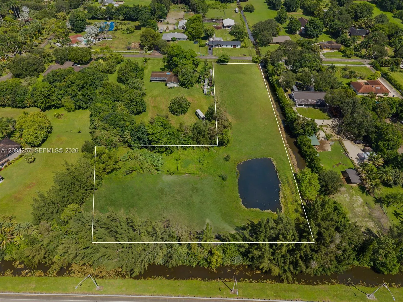 View details of listing 18100 SW 70th Place, Southwest Ranches, FL 33331 Southwest Ranches with MLS#