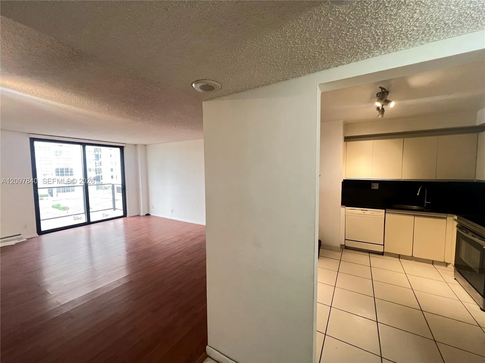 View details of listing 18151 NE 31st Court 504, Aventura, FL 33160 Aventura with MLS# 