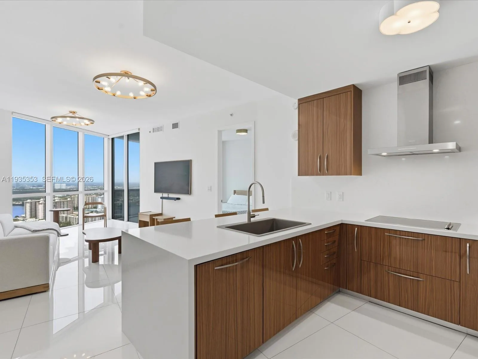Listing  18201 Collins Avenue 5508, Sunny Isles Beach, FL 33160, Sunny Isles Beach, FL 33160