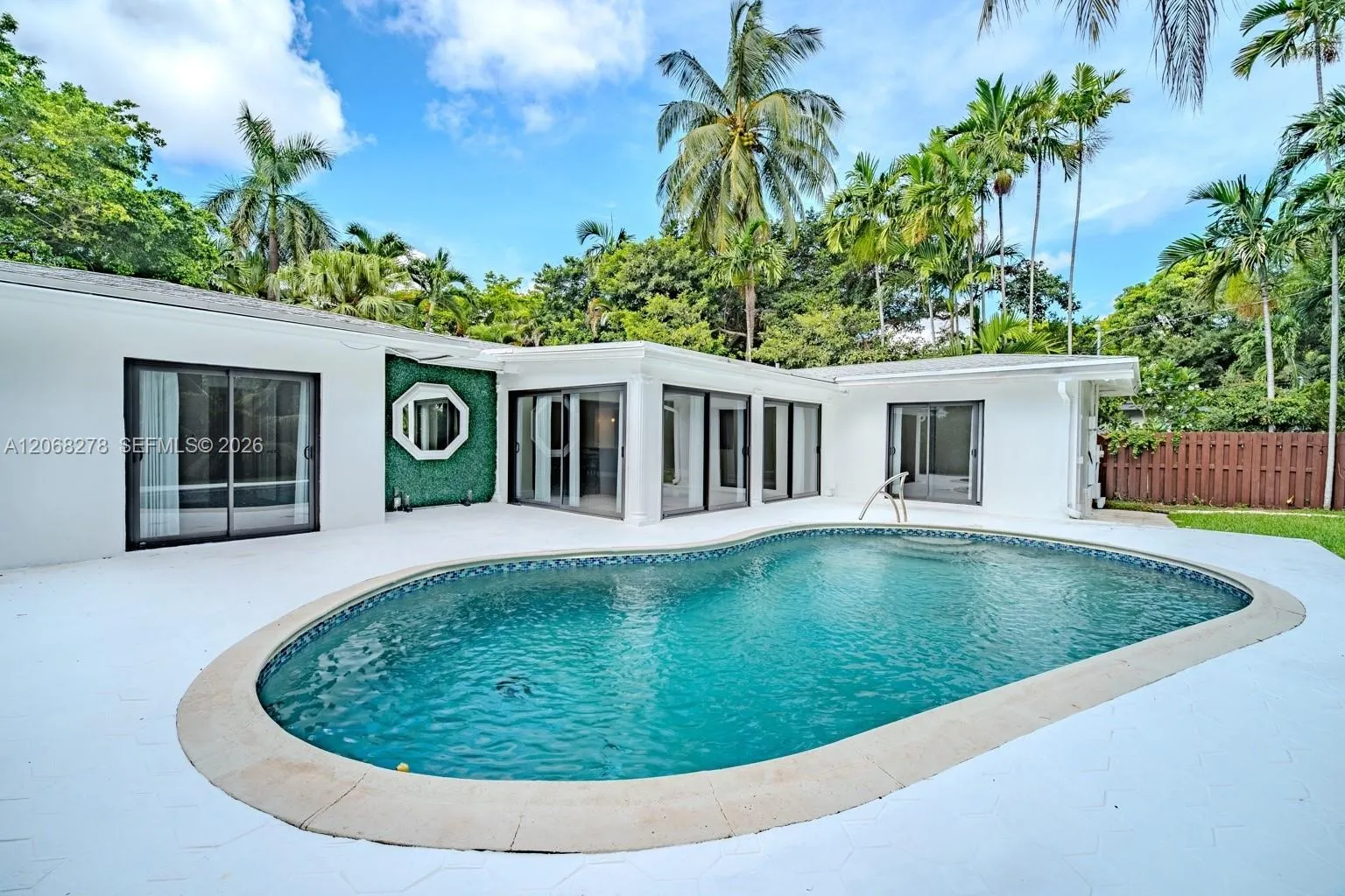 Listing  1825 Alamanda Drive, North Miami, FL 33181, North Miami, FL 33181