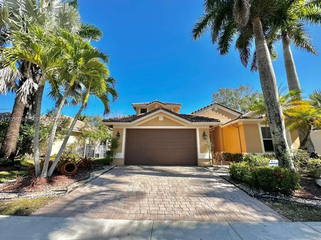 View details of listing 1831 Mariners Lane, Weston, FL 33327 Weston with MLS#