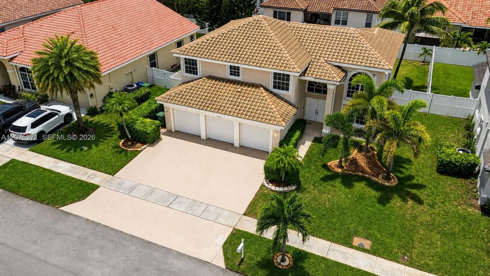 View details of listing 18341 NW 10th Street, Pembroke Pines, FL 33029 Pembroke Pines with MLS# 