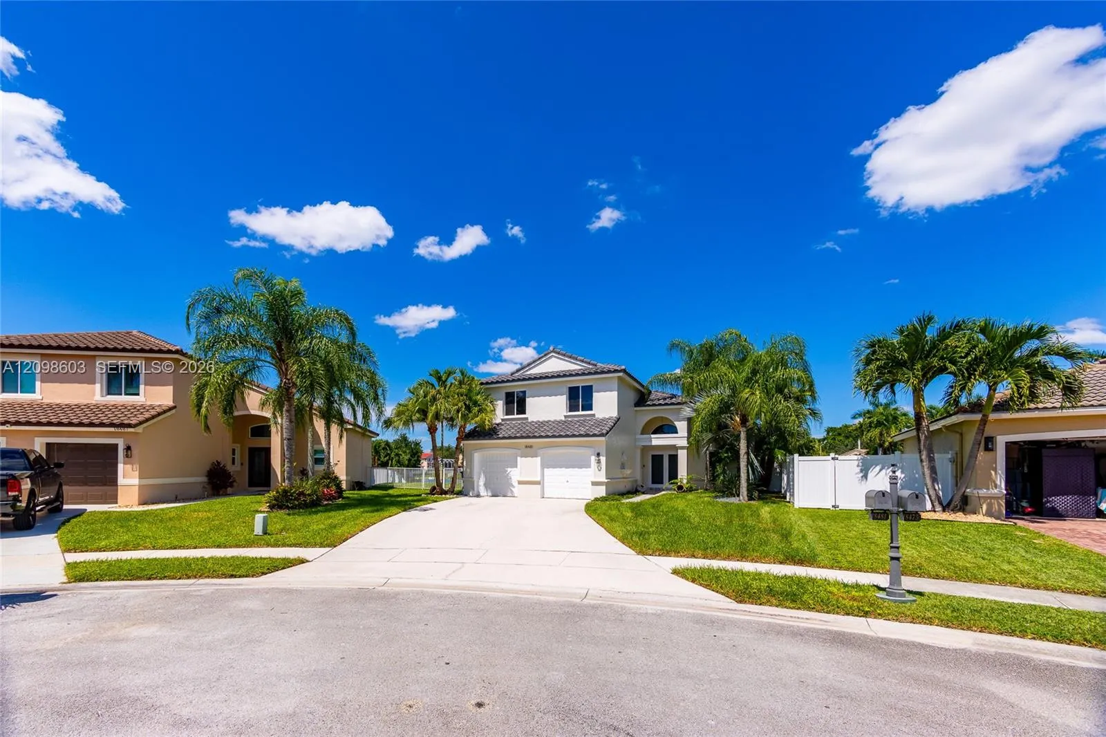 View details of listing 18481 NW 24th Street, Pembroke Pines, FL 33029 Pembroke Pines with MLS#