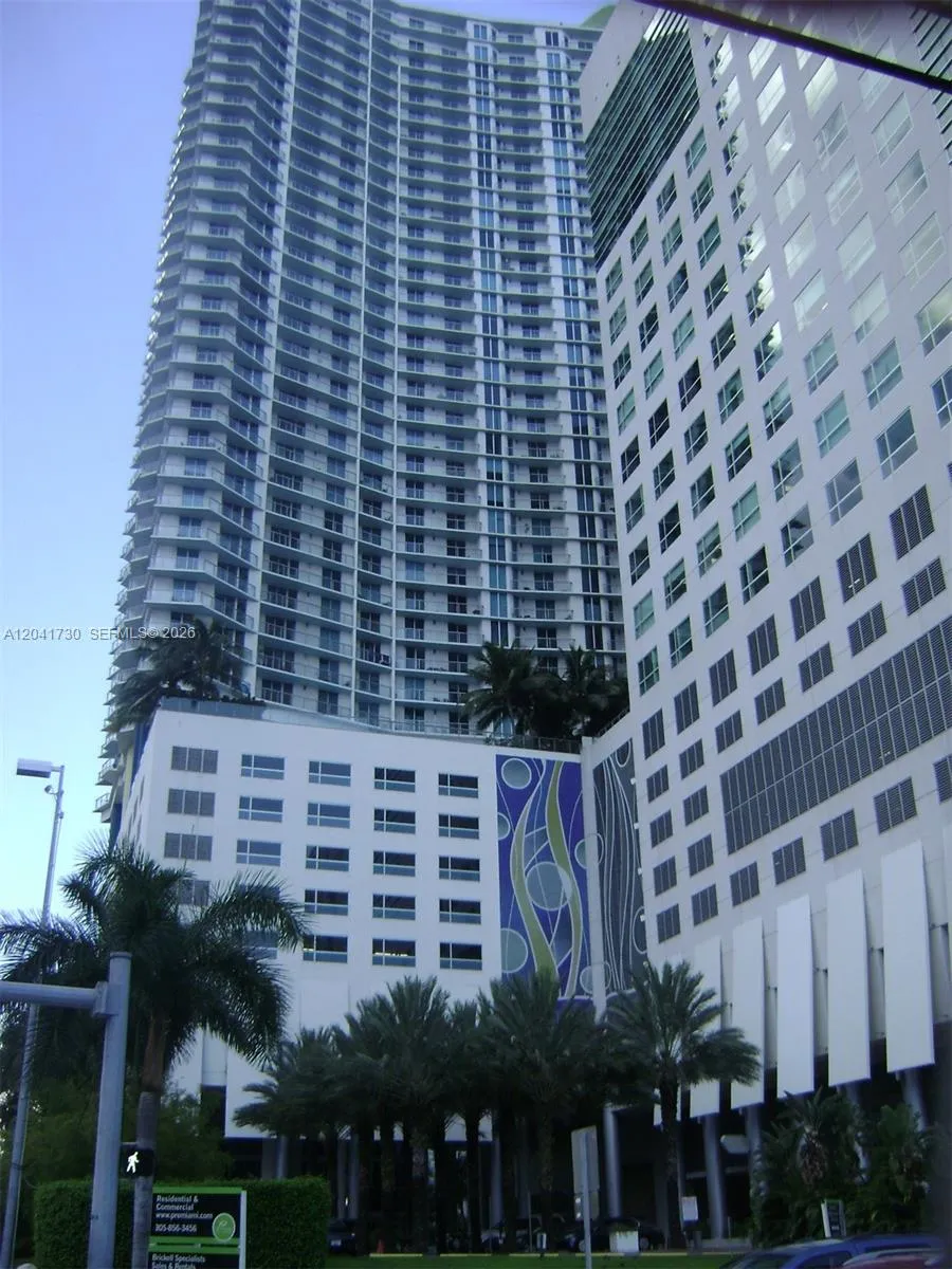 View details of listing 185 SW 7th Street 2104, Miami, FL 33130 Miami with MLS#