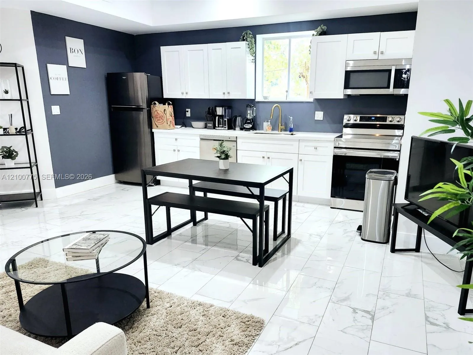 View details of listing 1860 NW 24th Avenue 301, Miami, FL 33125 Miami with MLS# 
