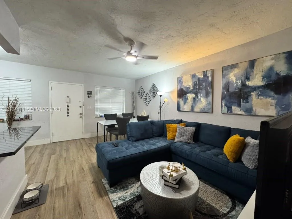 View details of listing 1860 Venice Park Drive 224, North Miami, FL 33181 North Miami with MLS#