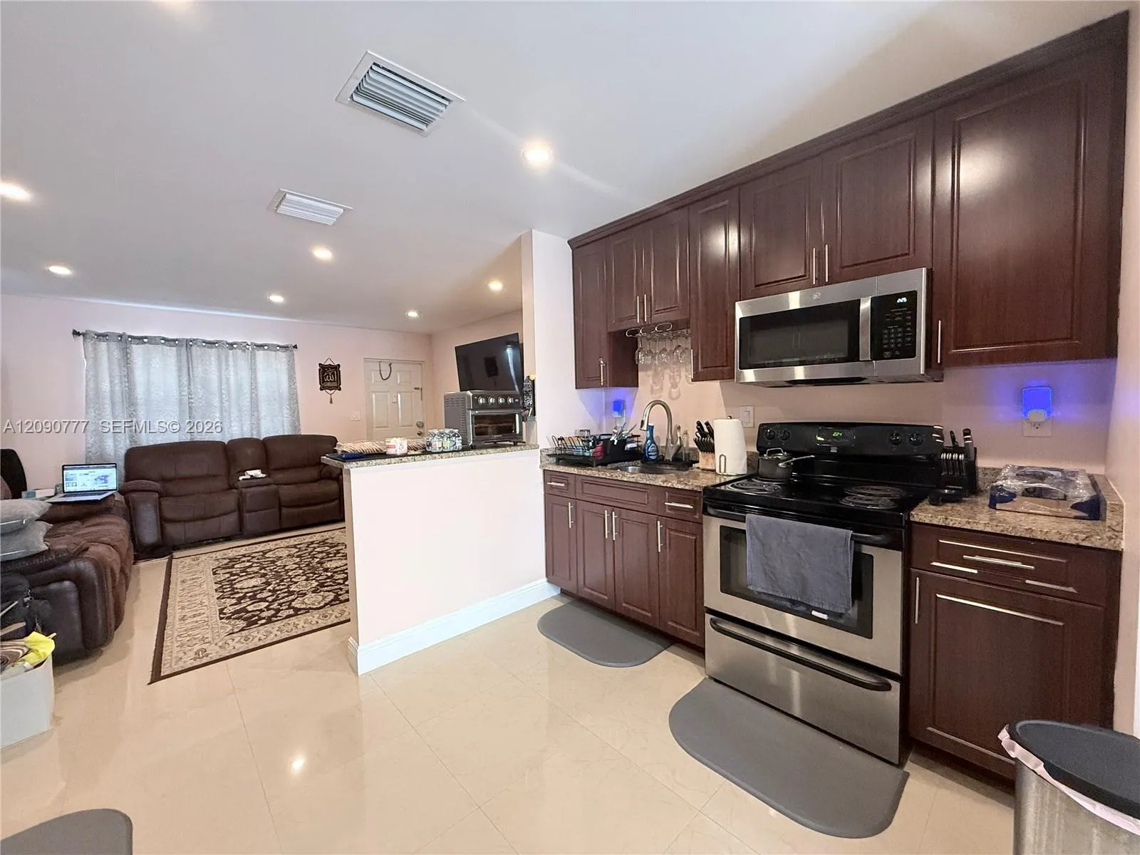 View details of listing 1878 NW 45th Court, Tamarac, FL 33309 Tamarac with MLS#