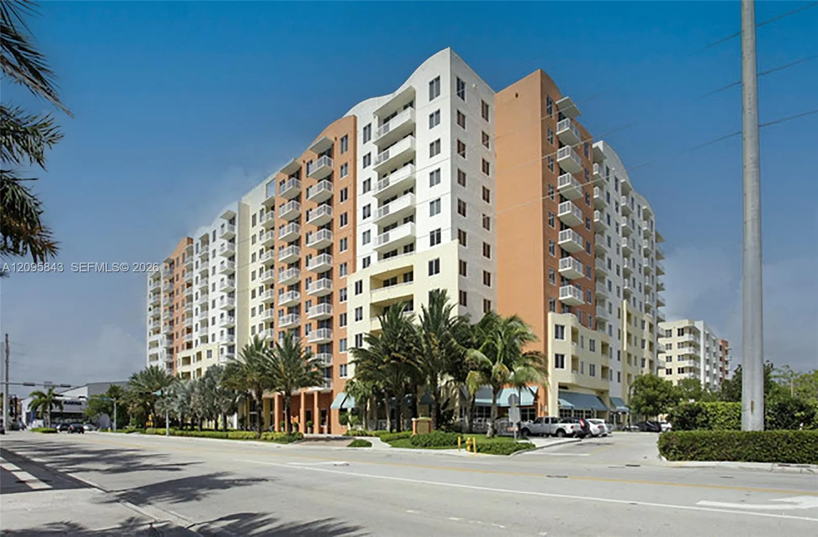 View details of listing 18800 NE 29th Avenue 1023, Aventura, FL 33180 Aventura with MLS# 