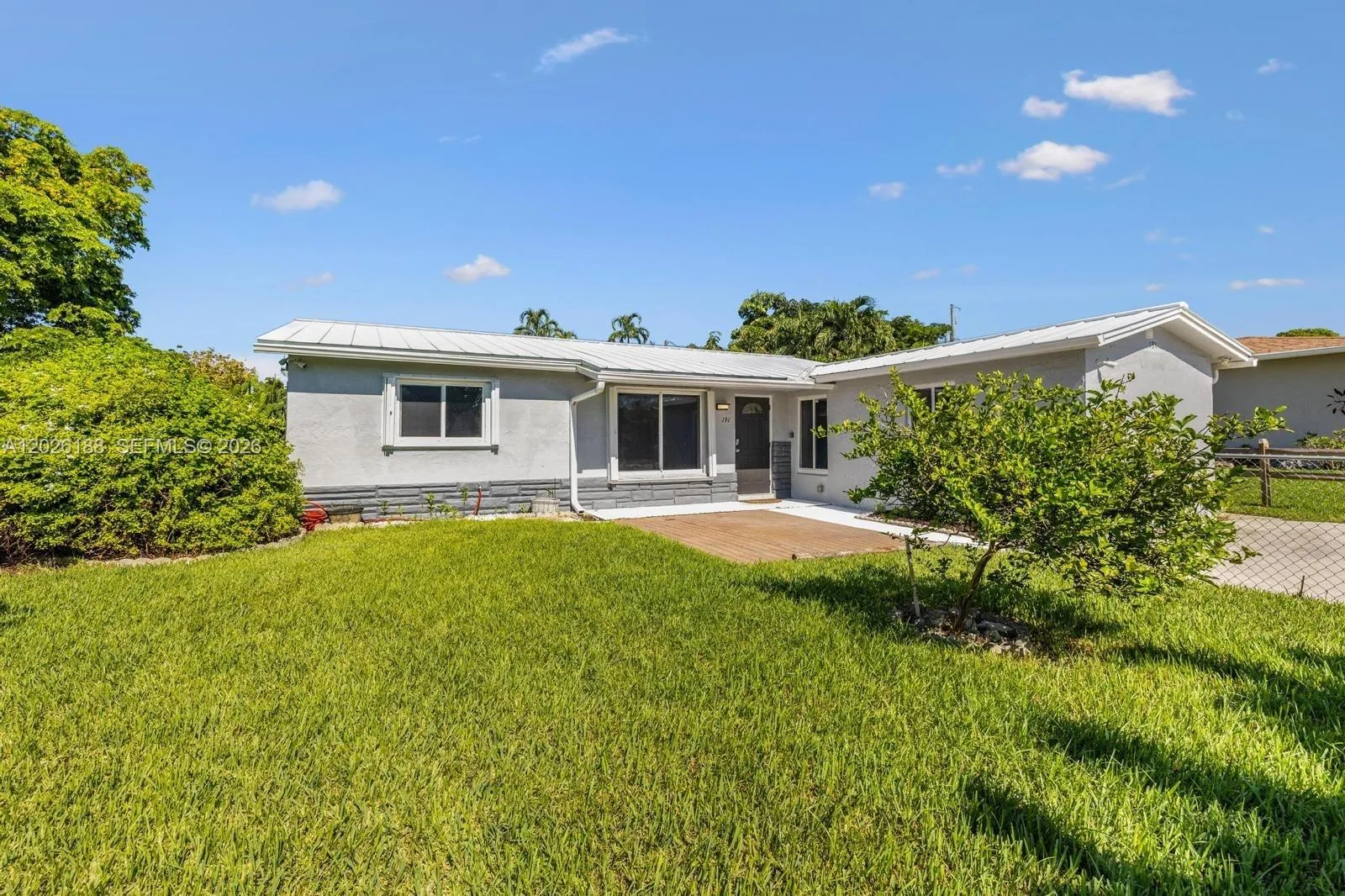 Listing  191 SE 13th Avenue, Pompano Beach, FL 33060, Pompano Beach, FL 33060