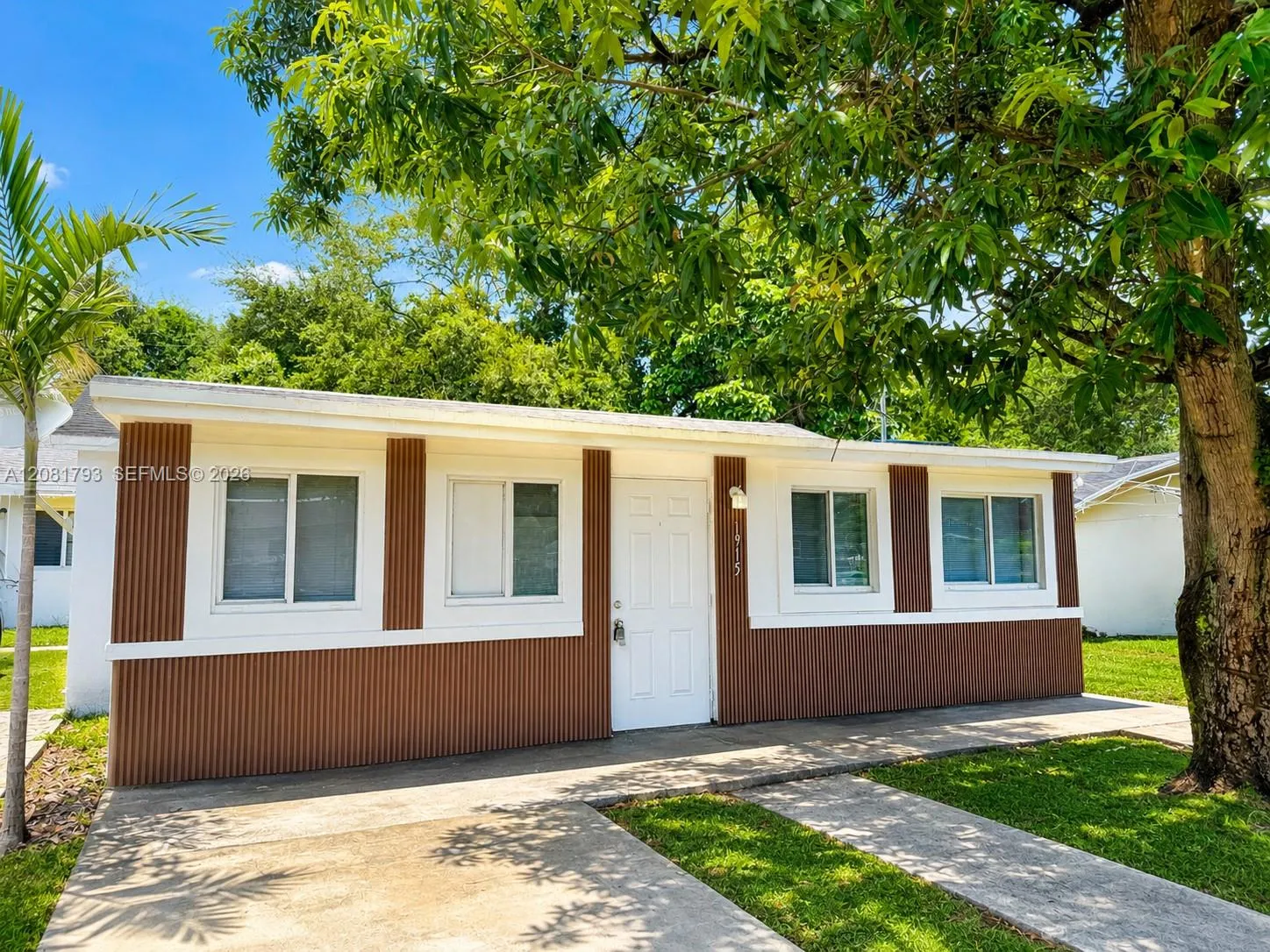 View details of listing 1915 NW 89th Terrace A, Miami, FL 33147 Miami with MLS#