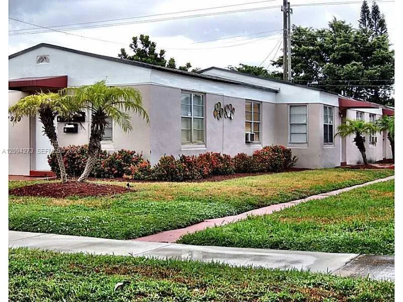 Listing  1919 Buchanan Street, Hollywood, FL 33020, Hollywood, FL 33020
