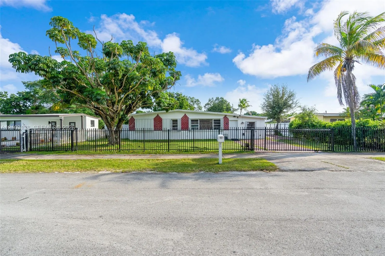 Listing  1920 NW 134th Street, Miami, FL 33167, Miami, FL 33167