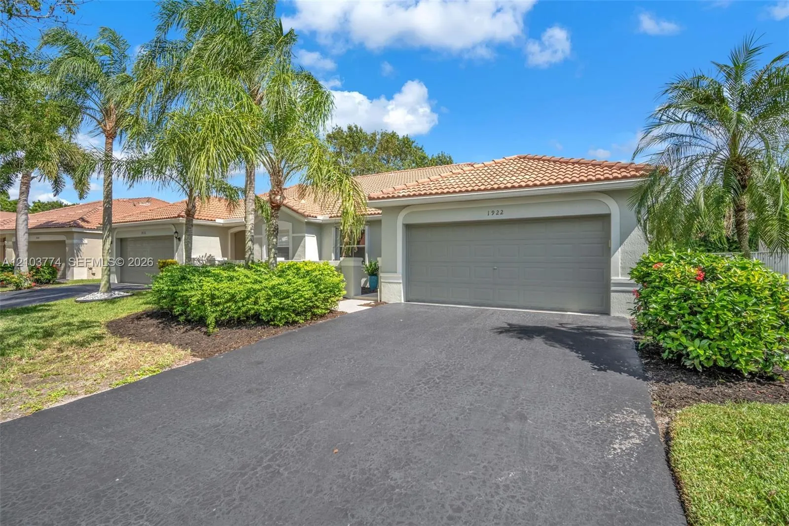 View details of listing 1922 Pisces Terrace, Weston, FL 33327 Weston with MLS#