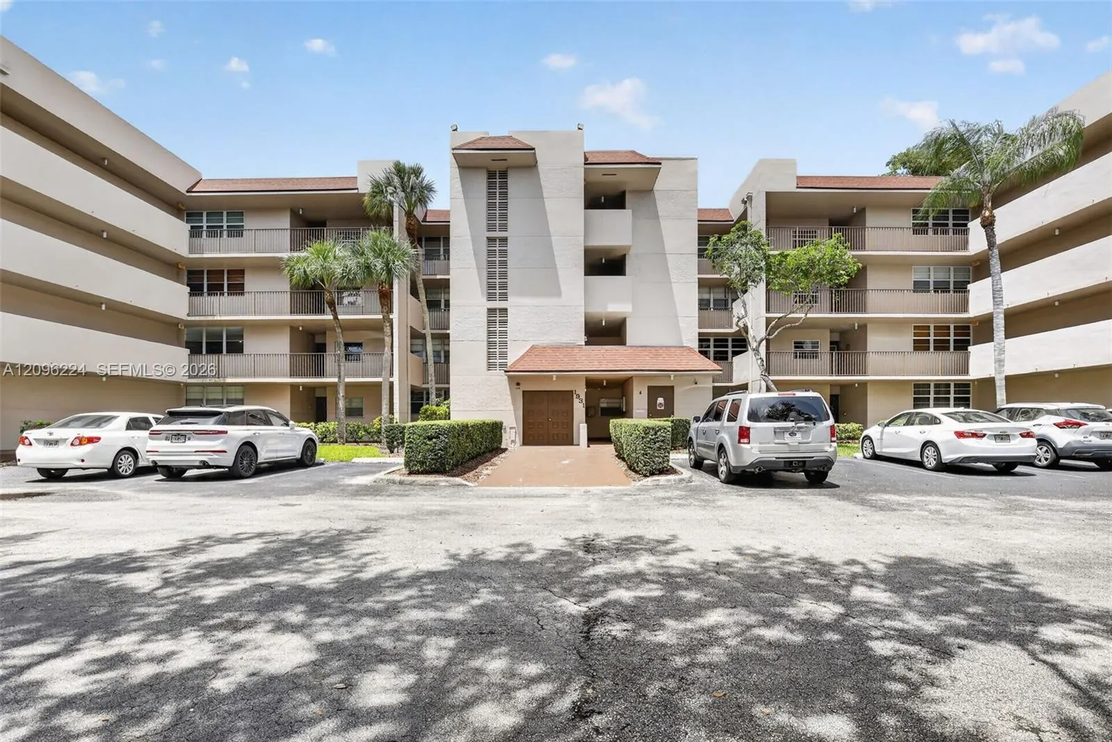 View details of listing 1931 Sabal Palm Drive 203, Davie, FL 33324 Davie with MLS# 