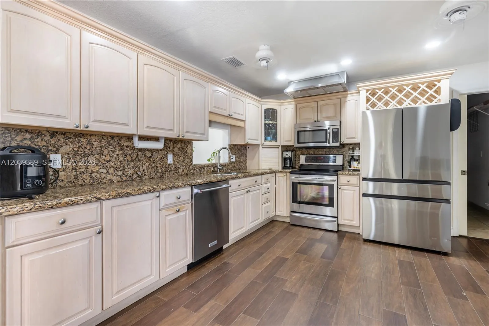 Listing  19323 Carolina Circle, Boca Raton, FL 33434, Boca Raton, FL 33434