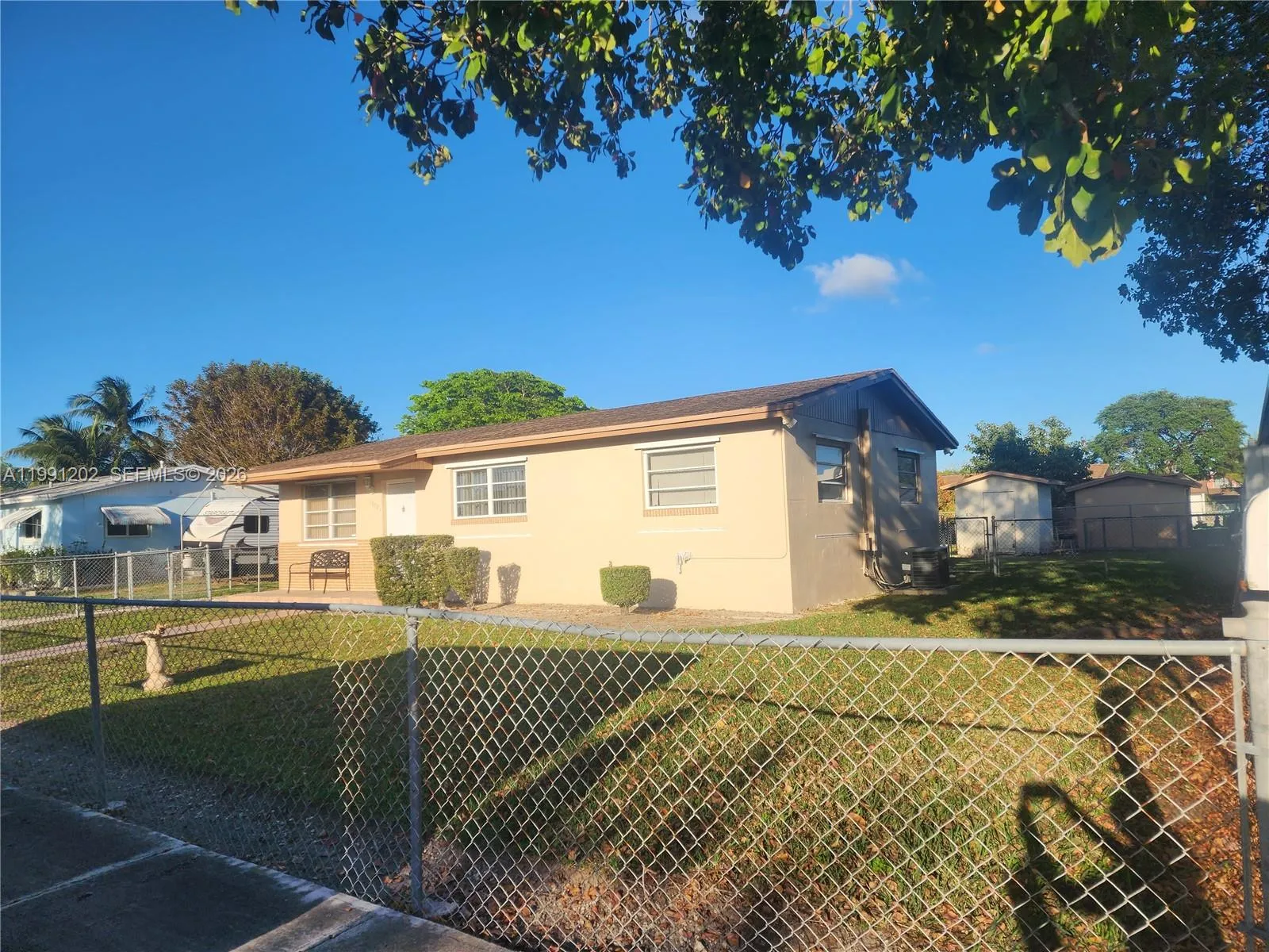 Listing  19721 SW 114th Place, Miami, FL 33157, Miami, FL 33157