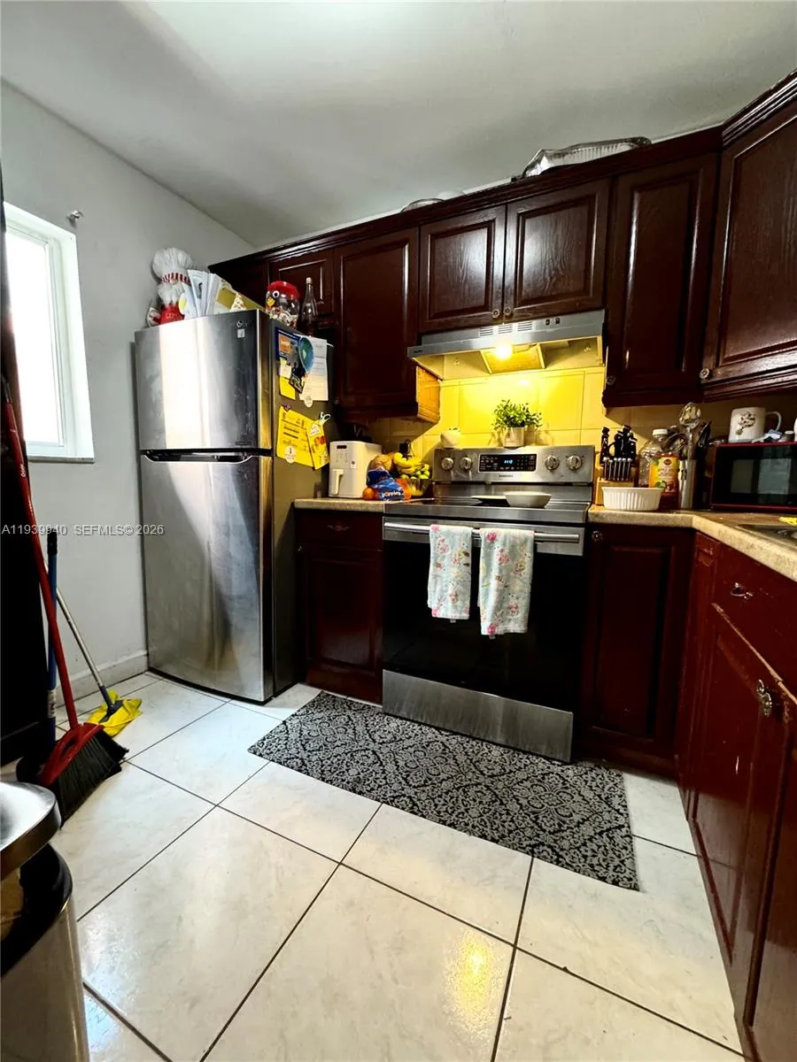 View details of listing 19729 SW 114th Avenue 250, Miami, FL 33157 Miami with MLS#