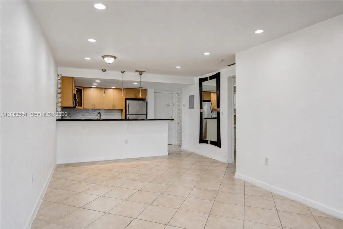 Listing  1975 Normandy Drive 303, Miami Beach, FL 33141, Miami Beach, FL 33141