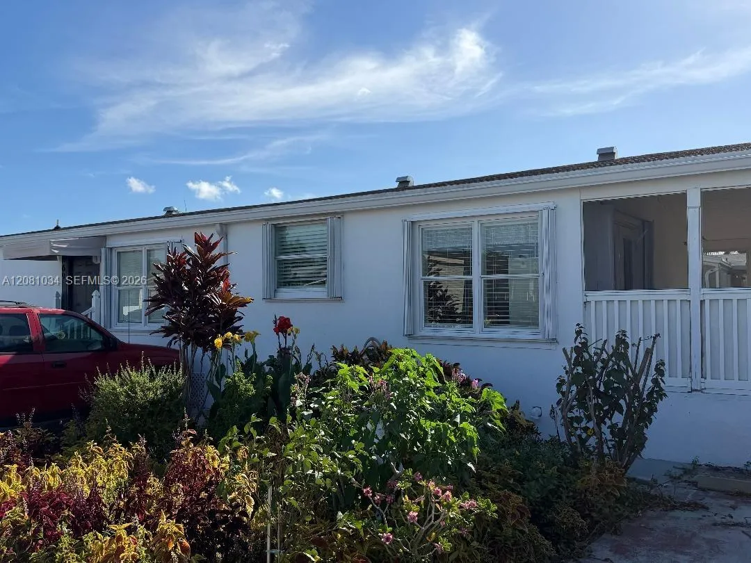 View details of listing 19800 SW 180th Avenue 569, Miami, FL 33187 Miami with MLS#