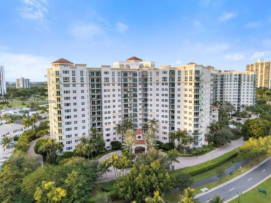 View details of listing 19900 E Country Club Drive 1209, Aventura, FL 33180 Aventura with MLS# 