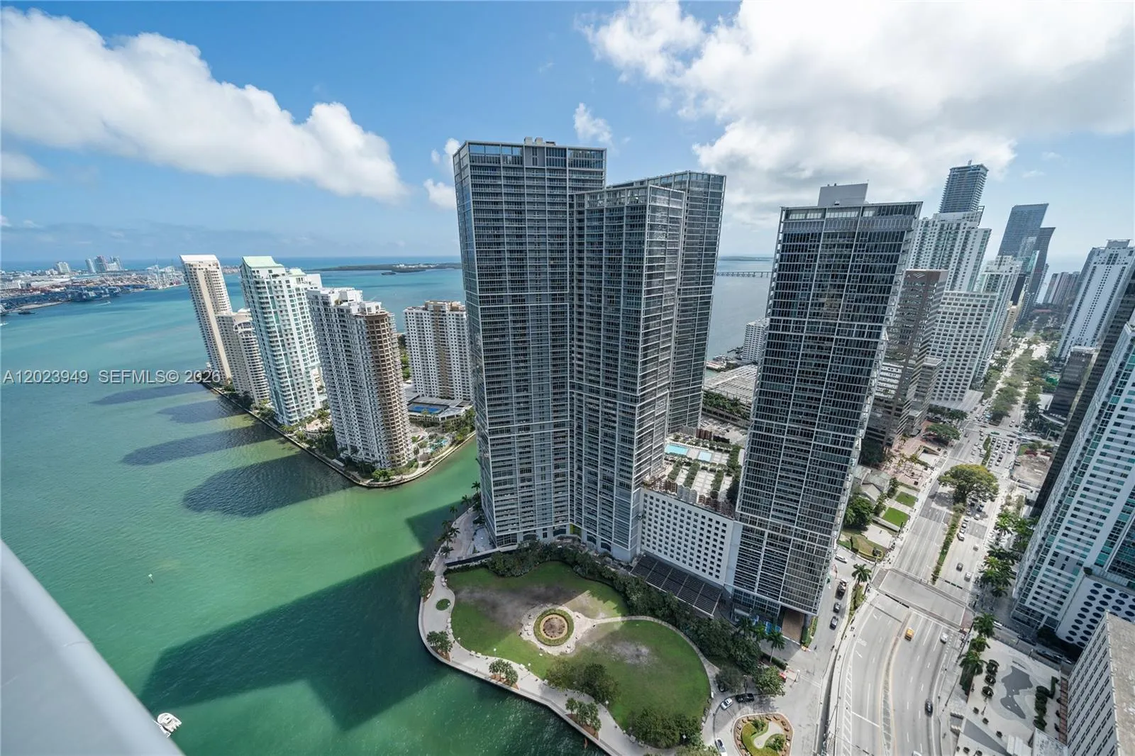 Listing  200 Biscayne Boulevard Way 4902, Miami, FL 33131, Miami, FL 33131