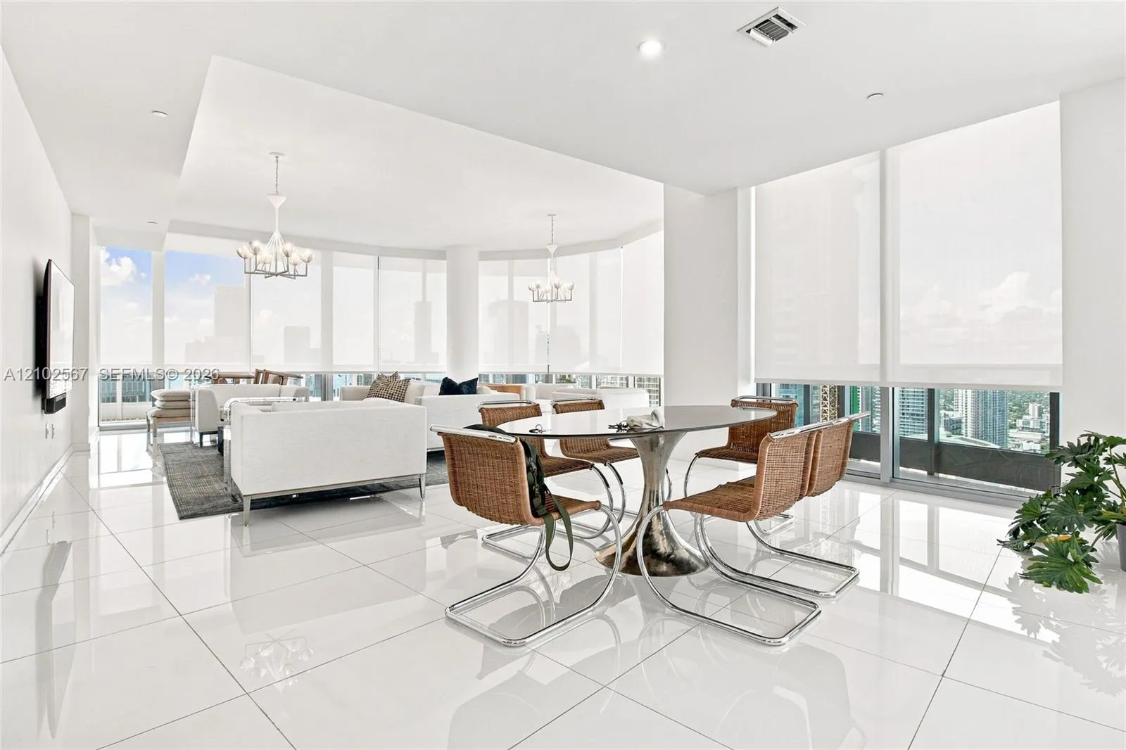 Listing  200 Biscayne Boulevard Way 5302, Miami, FL 33131, Miami, FL 33131