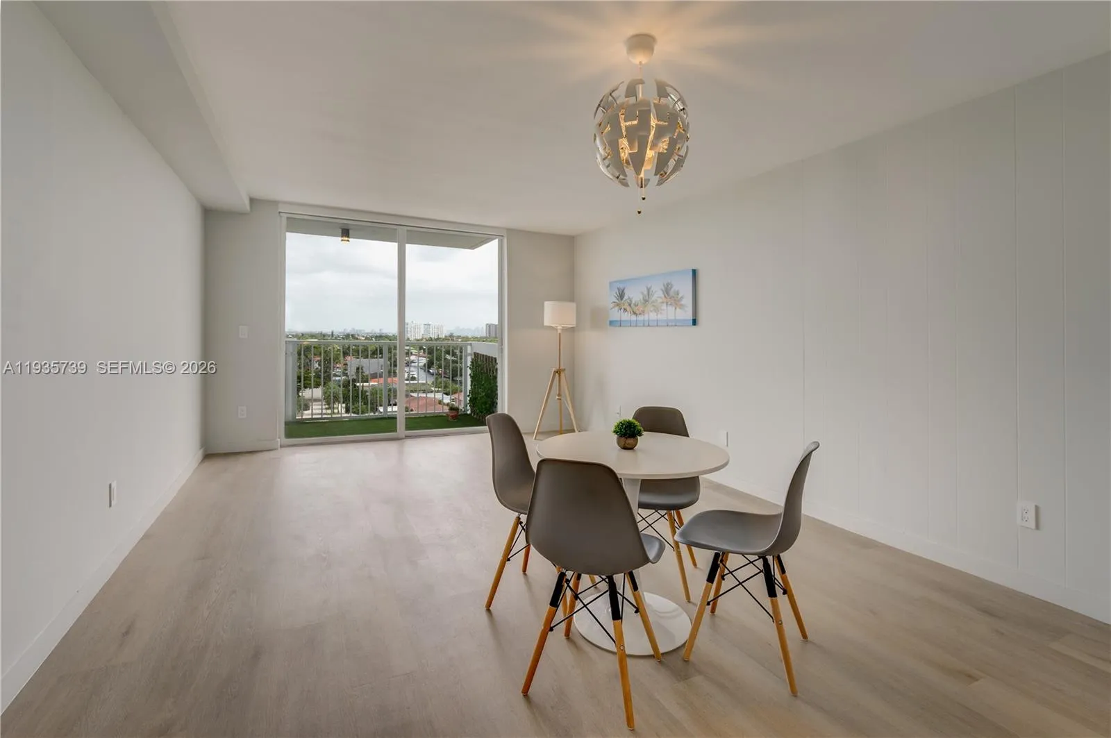 View details of listing 2000 NE 135th Street 908, North Miami, FL 33181 North Miami with MLS#
