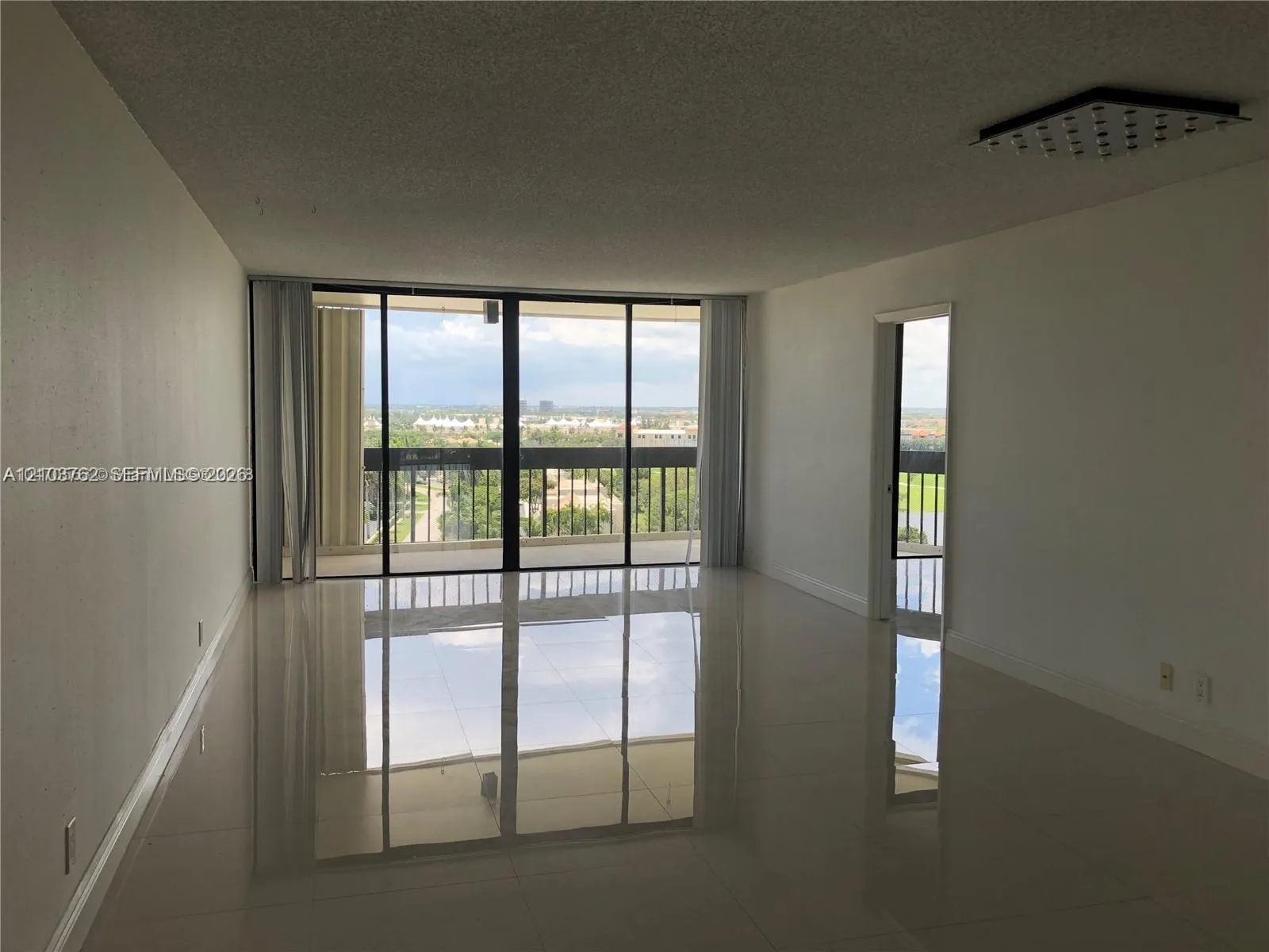 Listing  2000 Presidential Way 1106, West Palm Beach, FL 33401, West Palm Beach, FL 33401