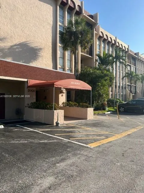 View details of listing 2001 Atlantic Shores Boulevard 105, Hallandale Beach, FL 33009 Hallandale Beach with MLS# 