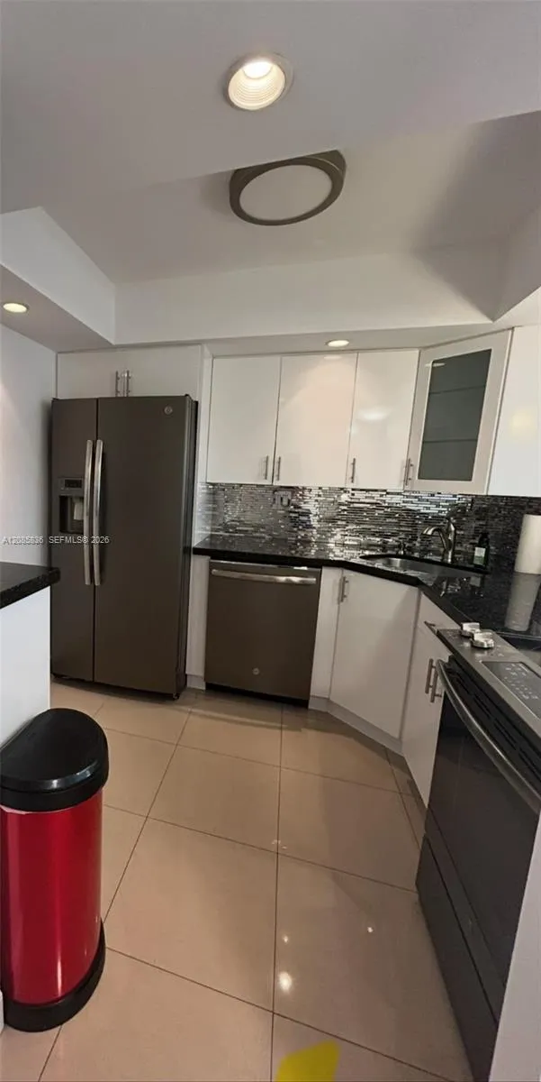 View details of listing 2001 Atlantic Shores Boulevard 516, Hallandale Beach, FL 33009 Hallandale Beach with MLS# 