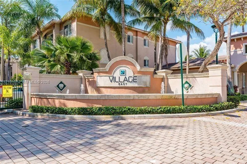 Listing  2005 SE 10th Avenue 417, Fort Lauderdale, FL 33316, Fort Lauderdale, FL 33316