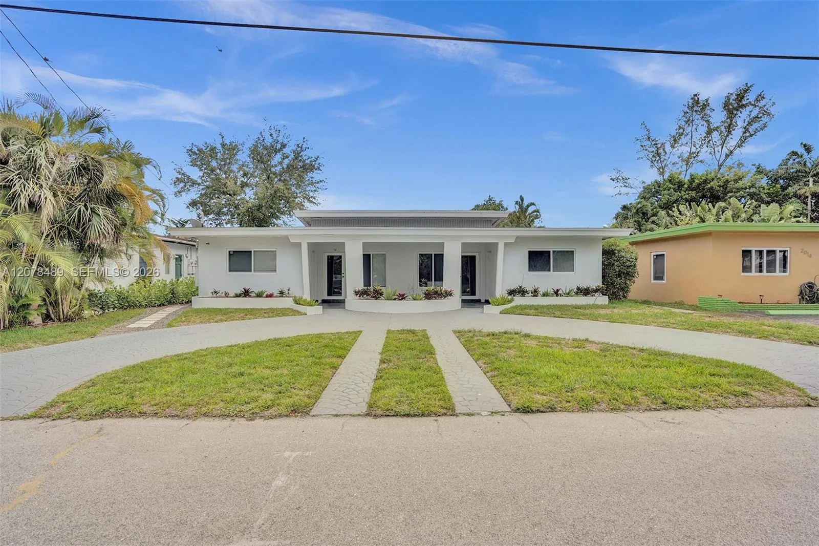 View details of listing 2018-2020 NE 19th Street, Fort Lauderdale, FL 33305 Fort Lauderdale with MLS# 