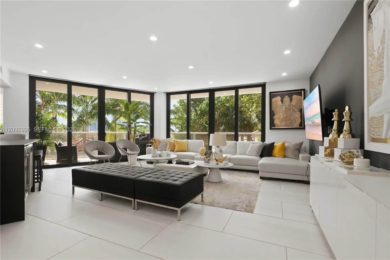 Listing  20281 E Country Club Drive 307, Aventura, FL 33180, Aventura, FL 33180