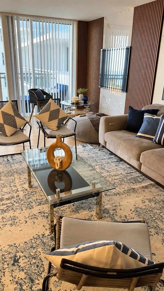 Listing  2030 S Ocean Drive 618, Hallandale Beach, FL 33009, Hallandale Beach, FL 33009