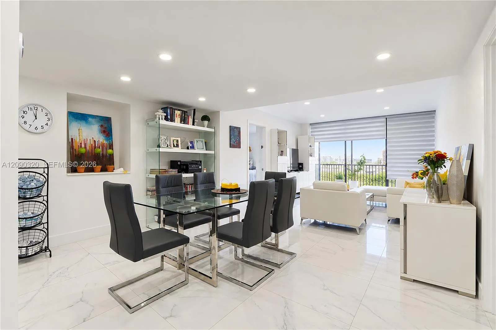 View details of listing 20301 W Country Club Drive 930, Aventura, FL 33180 Aventura with MLS# 