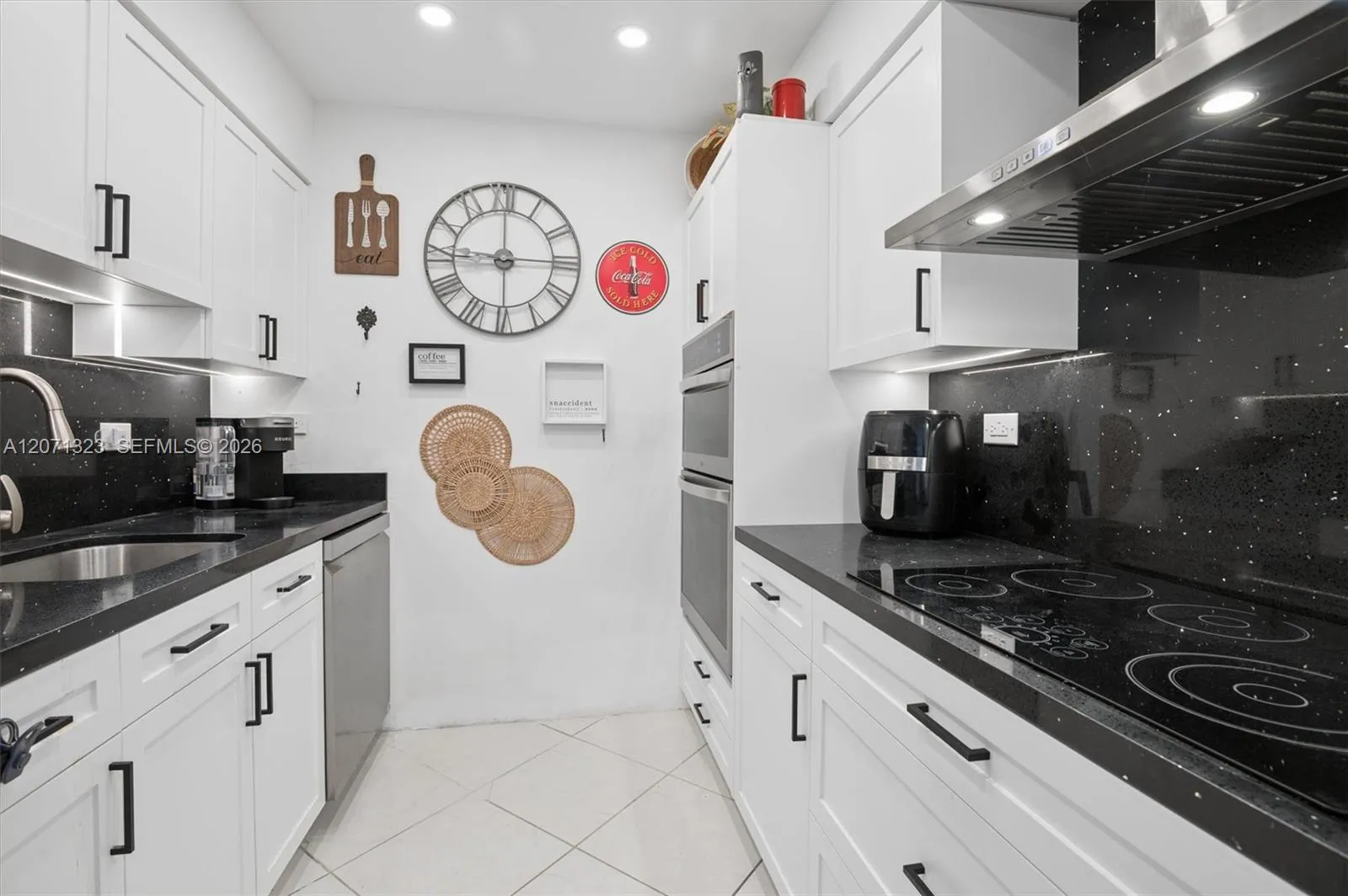 Listing  20355 NE 34th Court 724, Aventura, FL 33180, Aventura, FL 33180