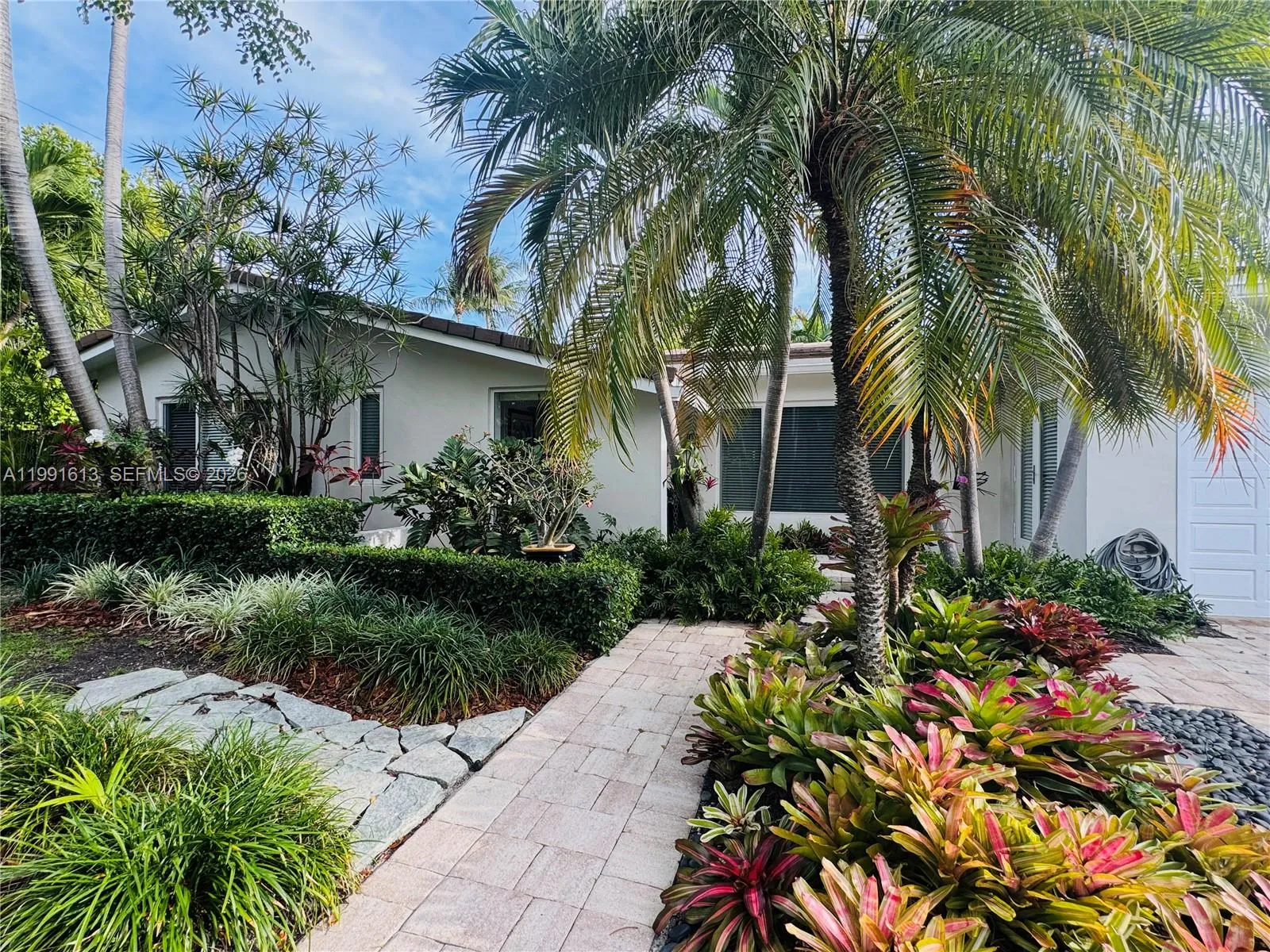 Listing  204 Westwood Drive, Key Biscayne, FL 33149, Key Biscayne, FL 33149