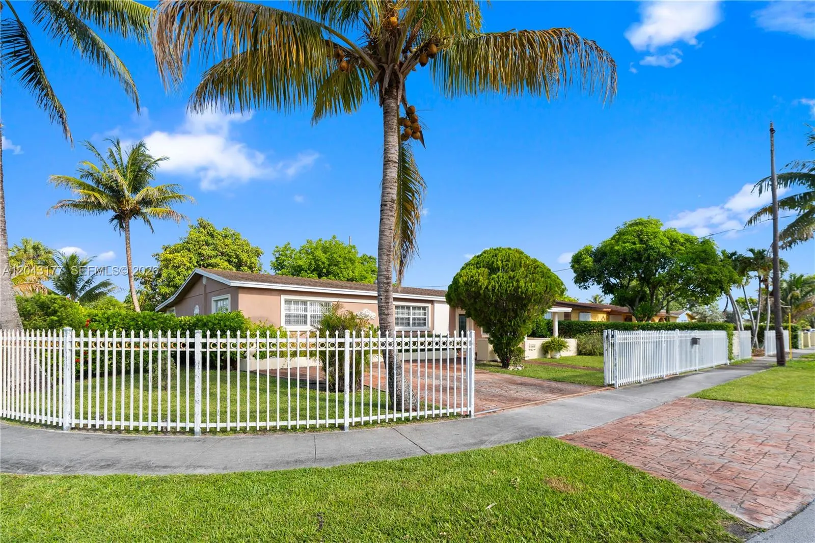 Listing  20400 NW 25th Avenue, Miami Gardens, FL 33056, Miami Gardens, FL 33056