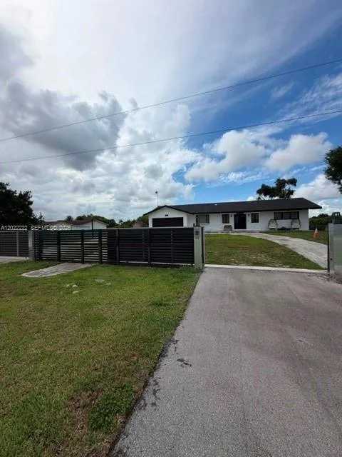 Listing  20465 SW 200th Street, Miami, FL 33187, Miami, FL 33187