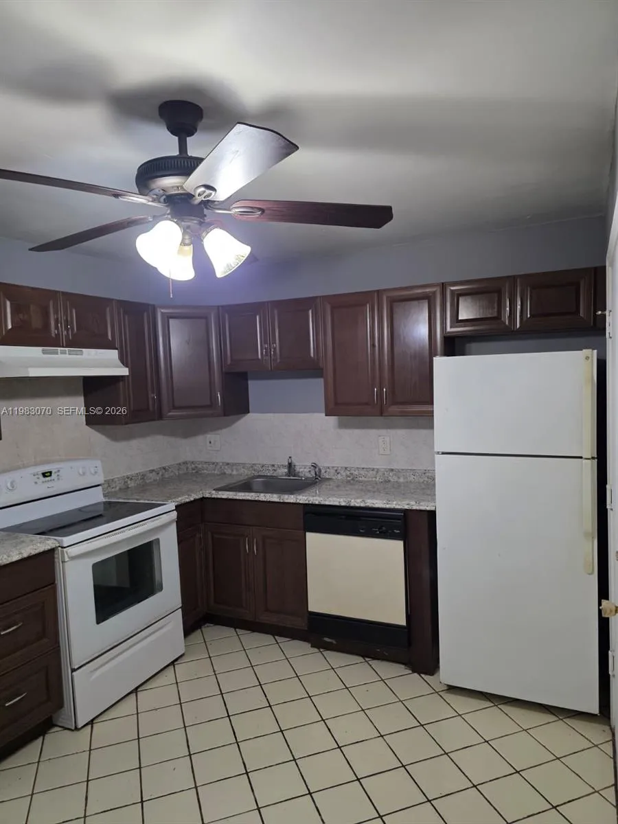 Listing  2061 NW 47th Terrace 111, Lauderhill, FL 33313, Lauderhill, FL 33313